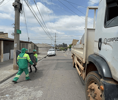 Operação Cata Bagulho é um dos serviços que serão oferecidos durante o mutirão de limpeza no bairro (Foto: Arquivo/Eliandro Figueira/PMI)