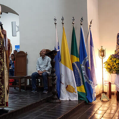 Missa do Dia da Padroeira foi presidida por Dom Inácio Müller (Foto: Patrícia Lisboa/Dropes)