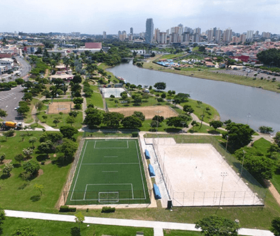 Arena fica no Parque Ecológico ao lado do Parque Temático (Foto: Eliandro Figueira/PMI)