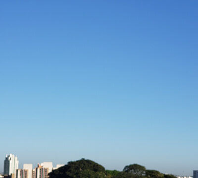 A segunda-feira é de céu claro, em Indaiatuba (Foto: Patrícia Lisboa/Dropes)