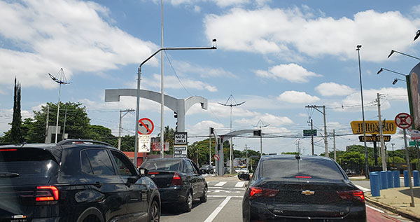 O IPVA é o Imposto Sobre Propriedade de Veículos Automotores (Foto: Patrícia Lisboa/Dropes)