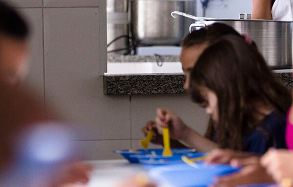 Escolas estaduais servirão almoço aos alunos nas férias de julho (Foto: Governo de SP)