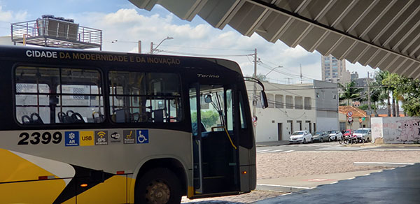 A linha passa ter como ponto final o Terminal Central Ponto Cidadão (Foto: Patrícia Lisboa/Dropes)