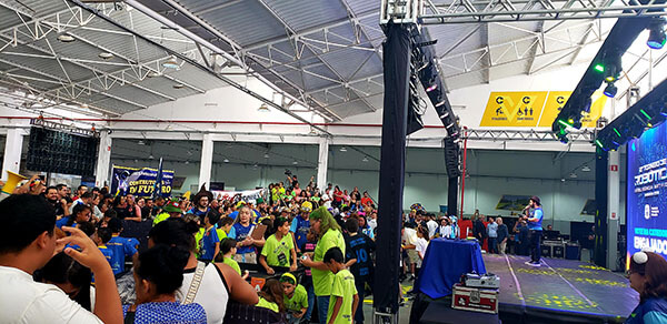 2º Torneio de Robótica tem participação de alunos de 28 escolas municipais de Indaiatuba (Foto: Patrícia Lisboa/Dropes)