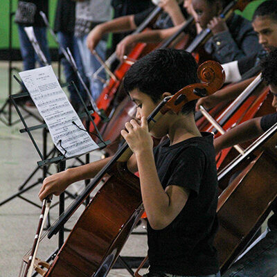 A Camerata Aprendiz participa do concerto de final de ano da Acafi (Foto: Lillian Laranjeira/Acafi)