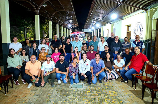 Membros do Comtur e empreendedores, em encontro, na Estação Cultural de Itaici (Foto: Leonardo Cruz)
