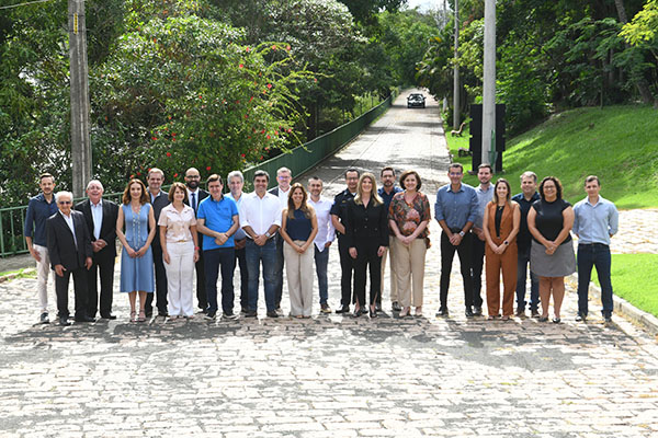 Futuros secretários municipais do governo do prefeito eleito Custódio Tavares anunciados hoje (Foto: Eliandro Figueira/PMI)