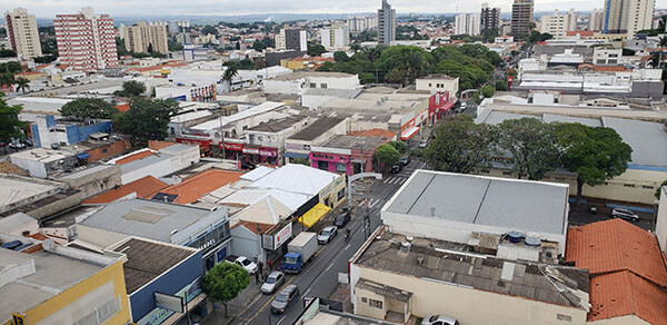 Vista área da região central de Indaiatuba, com predominância de imóveis comerciais (Foto: Patrícia Lisboa/Dropes)