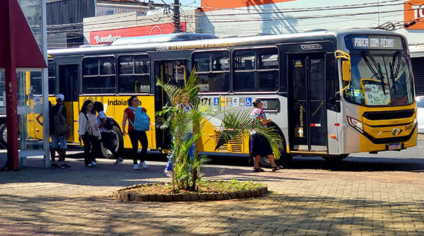 Transporte coletivo terá linhas especiais para a inauguração do Centro Esportivo "Rei Pelé" neste domingo (Foto: Patrícia Lisboa/Dropes)