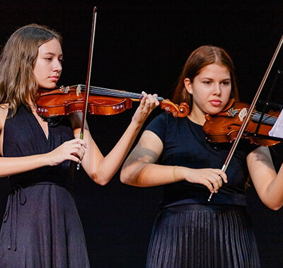 Escola de Música da Orquestra Sinfônica oferece 80 vagas (Foto: Felipe Gomes/Amosi)