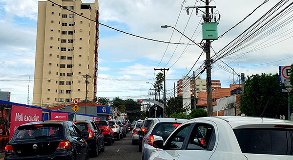 A cobrança da taxa de licenciamento do veículo é anual (Foto: Patrícia Lisboa/Dropes)