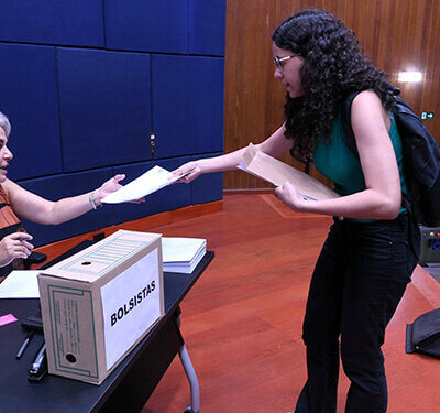 O projeto Passe Bolsa concede auxílio para estudantes do ensino superior ou técnico (Foto: Eliandro Figueira/PMI)