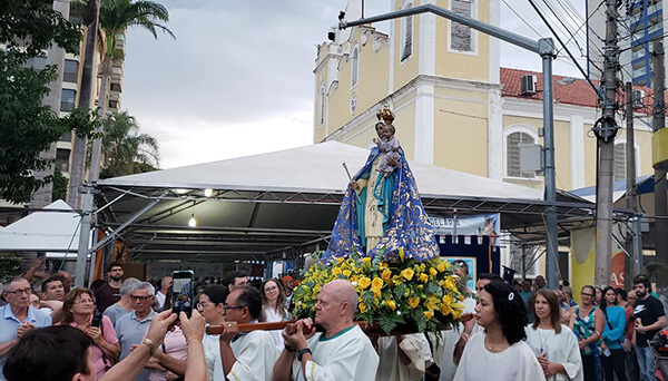 Procissão do Dia de Nossa Senhora Candelária, Padroeira de Indaiatuba, em 2024 (Foto: Patrícia Lisboa/Dropes)