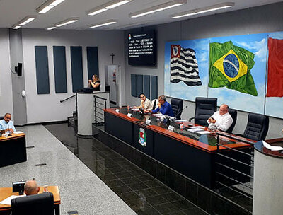 Vereadores na sessão ordinária desta segunda-feira (Foto: Patrícia Lisboa/Dropes)
