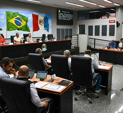 Vereadores na sessão ordinária da Câmara de Indaiatuba, na segunda, 26 de maio (Foto: Anselmo Cabral/CMI)