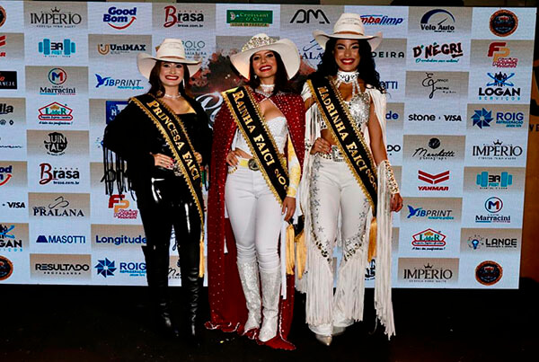 Eleitas Rainha, Princesa e Madrinha da Faici 2025 (Foto: Marchetti)