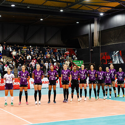 Partida amistosa de vôlei é uma das atrações do Dia da YANMAR (Foto: Divulgação)