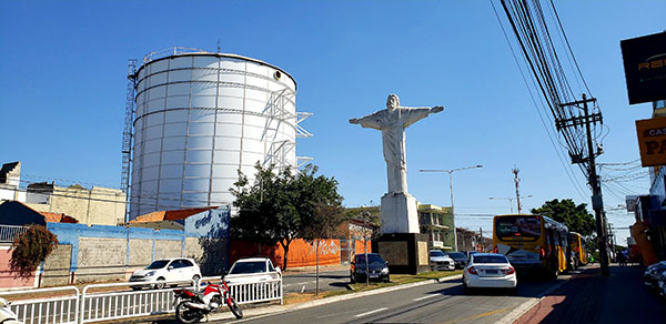 Reservatório de água da Avenida Ário Barnabé, no Jardim Morada do Sol (Foto: Patrícia Lisboa/Dropes)