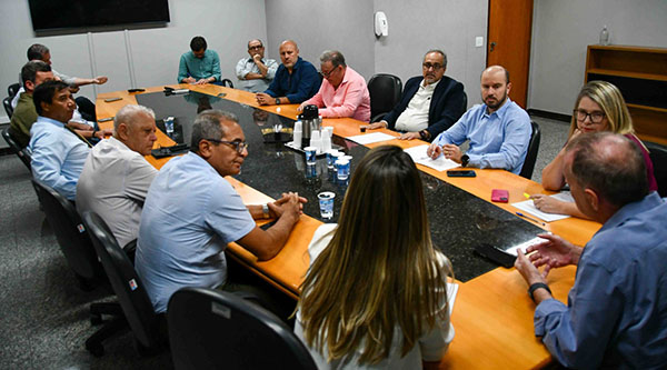 Reunião sobre a saúde na Câmara, na última semana (Foto: Anselmo Cabral/CMI)