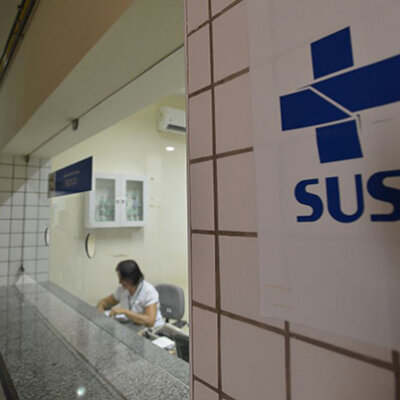 Secretária de Saúde faz alerta sobre contato do governo estadual com pacientes para agendamento de consultas e exames (Foto: Marcello Casal Jr/Agência Brasil)