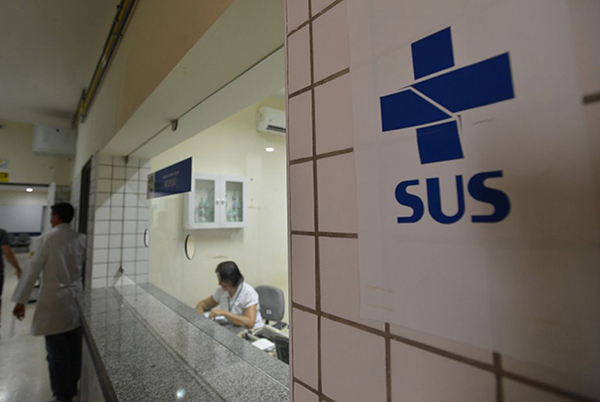 Secretária de Saúde faz alerta sobre contato do governo estadual com pacientes para agendamento de consultas e exames (Foto: Marcello Casal Jr/Agência Brasil)