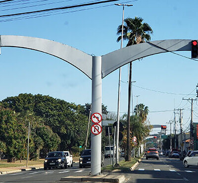 Esta segunda-feira é de céu claro, em Indaiatuba (Foto: Patrícia Lisboa/Dropes)