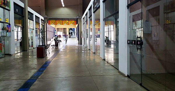 Licitação é aberta para concessão de unidades comerciais da Rodoviária (Foto: Patrícia Lisboa/Dropes)