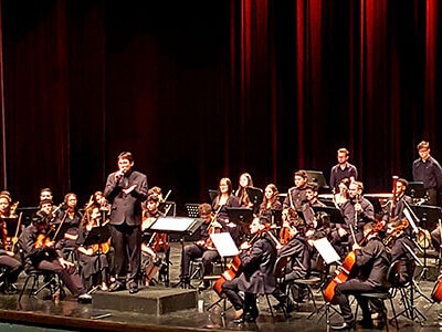 Orquestra Sinfônica Jovem de Indaiatuba faz concerto de estreia no Ciaei (Foto: Patrícia Lisboa/Dropes)