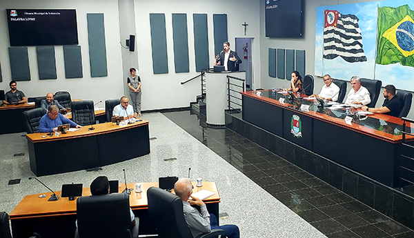 Projeto foi aprovado em primeiro turno na sessao de segunda (Foto: Patrícia Lisboa/Dropes)