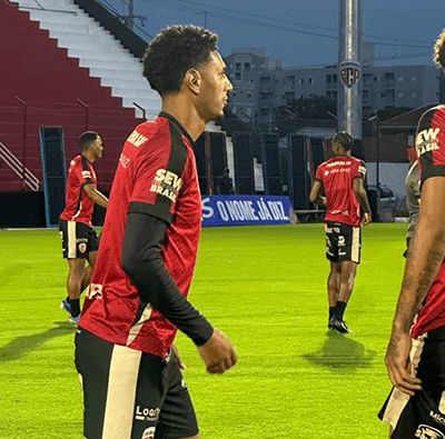 A equipe principal do Primavera voltou a treinar no Gigante da Vila, na última segunda (Foto: Marcelo Chiconato/Primavera SAF)