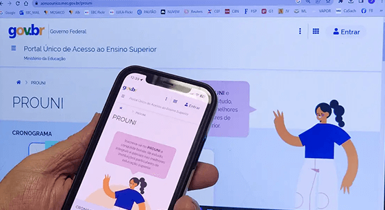 Inscrições do Prouni para o primeiro semestre começam nesta segunda (Foto: Rafa Nedeermeyer/Agência Brasil)