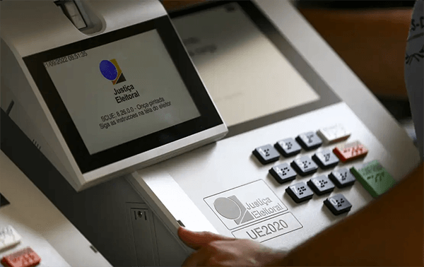 Urna eletrônica completa 30 anos nas eleições de 2026 (Foto: Marcelo Camargo/Agência Brasil)