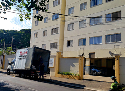 Moradores do Residencial Ravenna deixam edifício por risco de acidente estrutural